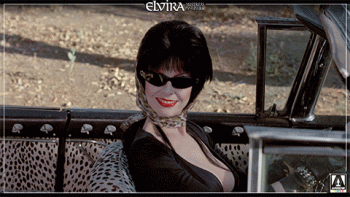 A SPICY BIT FROM ELVIRA 🔥🎬 MISTRESS OF THE DARK