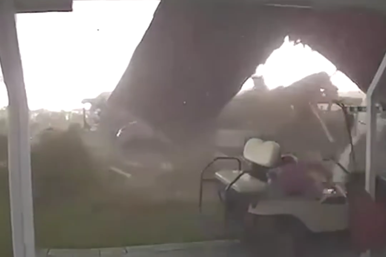 THIS STORM DIDN'T BLOW OVER 💨🏚 IT ALMOST BLEW HER HOUSE AWAY❗