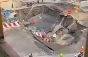 MASSIVE ROAD COLLAPSE 🕳 IN BANGKOK 🇹🇭 THAILAND