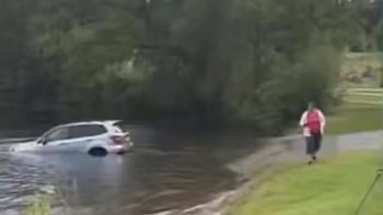 NOSEY NANCY LOSES SUV 🚙 IN ATTEMPT TO FILM AND SHAME ICE AGENTS
