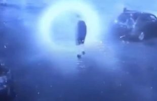 PORTAL OPENS UP IN GARAGE❗