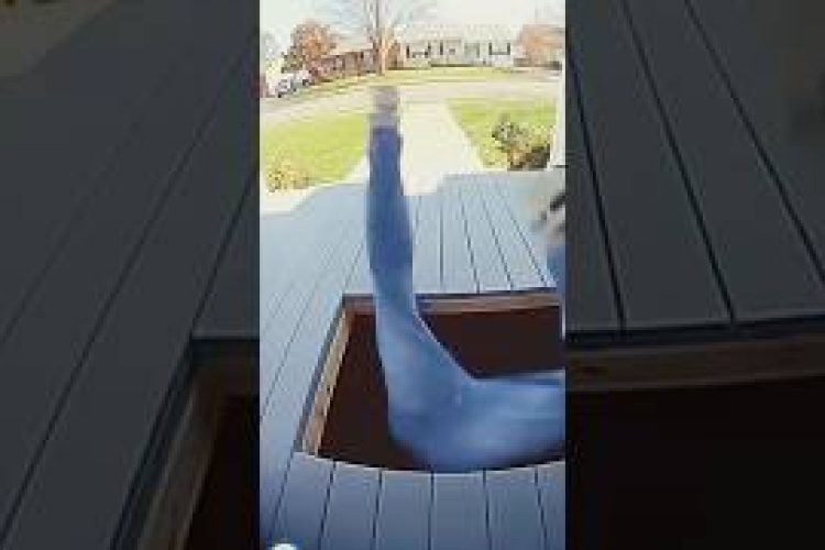 STOLE MY PACKAGE TWO TIMES THIS MONTH 📦 THERE WON'T BE A THIRD TIME