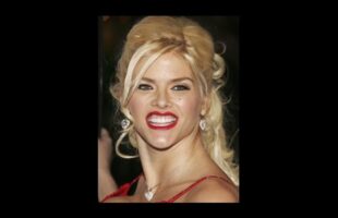 HOW TO TELL A MAN ⚦ FROM ♀ A WOMAN