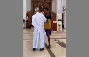 TOO BAD LEMONHEAD 🍋 DID NOT VISIT THIS CHURCH❗