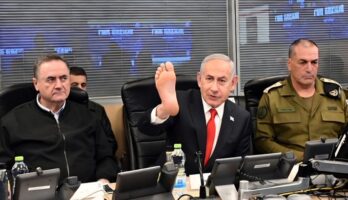 AI NETANYAHU LOVES THE SPOTLIGHT❗