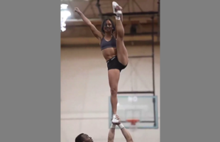 AMAZING ATHLETIC STRENGTH AND CONTROL 🤸 JUST WOW❗