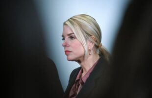 PAM BONDI FIRED FROM DOJ FOR PROTECTING 🔞 CHILD TRAFFICKERS CONNECTED TO JEFFREY EPSTEIN