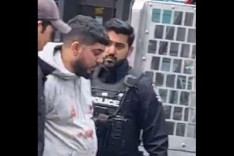 DO YOU REMEMBER THE SIKH STABBING IN VANCOUVER YEARS BEFORE THE HENRY NOWAK STABBING❓