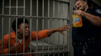 NO KOOL-AID PINEAPPLE SPEARS FOR YOU 🍍 KARMELO ANTHONY❗