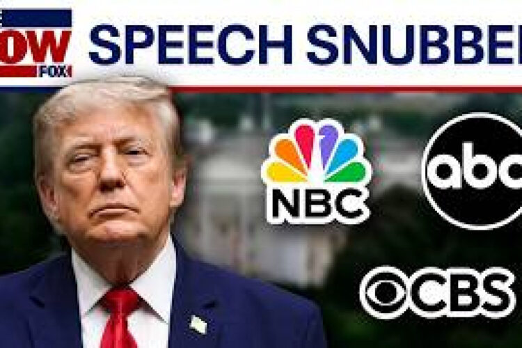 CNN ANALYST ADMITS NETWORK EXECS BLOCKED 📺🚫 TRUMP'S LIVE SPEECH BECAUSE IT WAS DANGEROUS❗