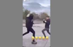 IRISH MAN 🇮🇪🔥 🆚 TWO AFRICANS